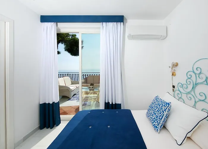 Luxury ポジターノ